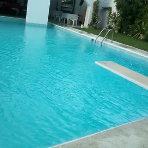 Pensión Casa Madrigal, Santo Domingo